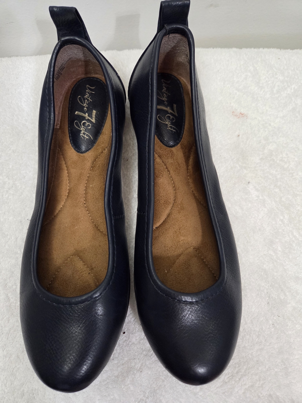 Vintage 7 Eight Navy Blue Leather Ballet Flats - Classic Women's Slip-Ons